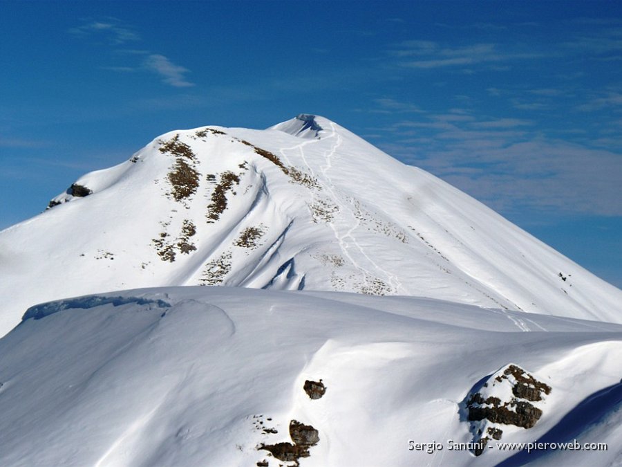 15 Aralalta visto da ovest.JPG